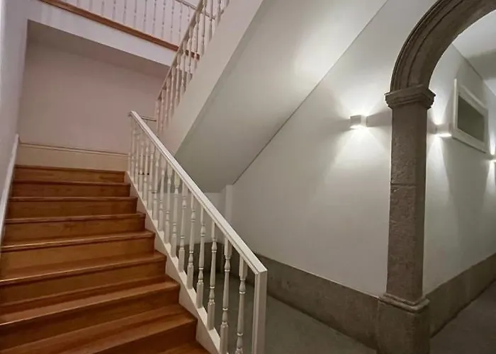 Apartment Quiet, Bright Near Bolhao *