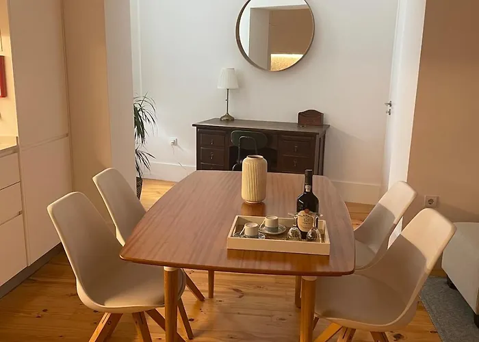 Apartament Quiet, Bright Near Bolhao