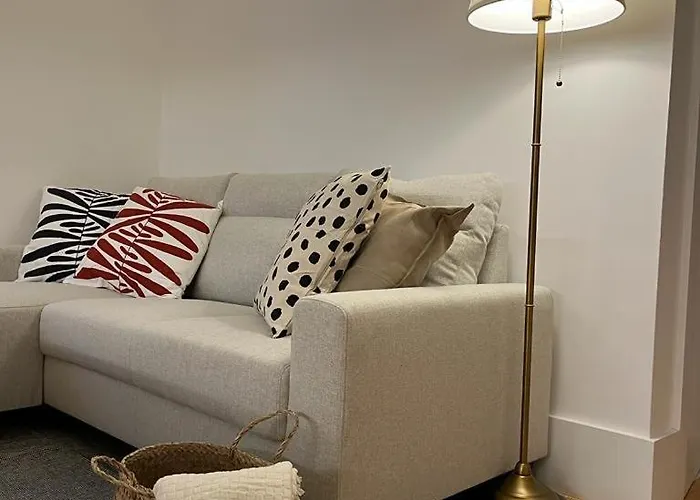 Quiet, Bright Near Bolhao *